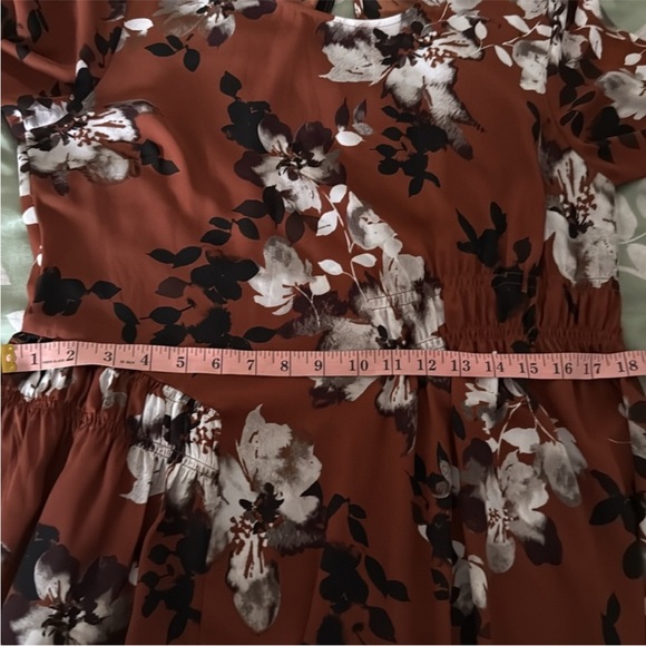 SIMPLY VERA WANG Smock Detail Asymmetrical Dress - Picture 7 of 8